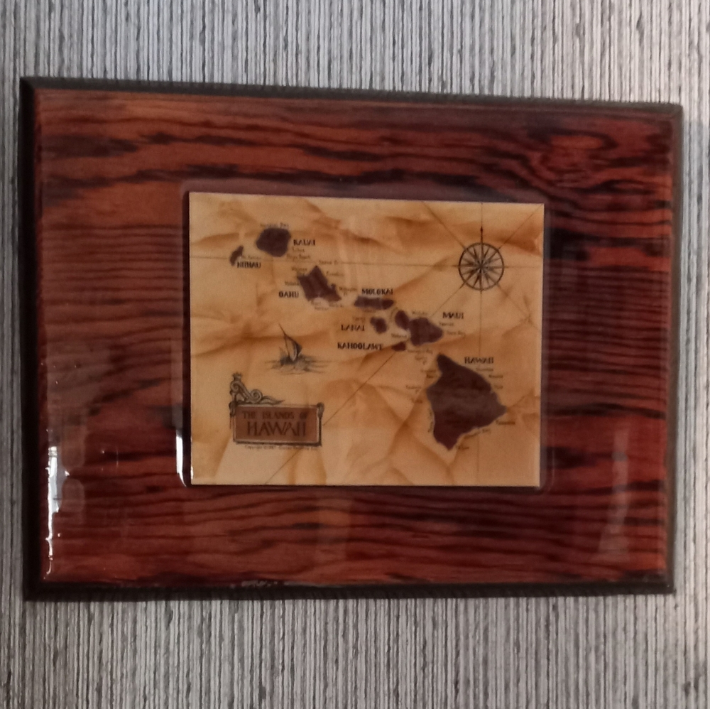 Map of Hawaii in laquered Koa Wood